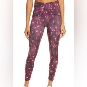 Spanx Booty Boost Active 7/8 Leggings Purple Floral Size Small